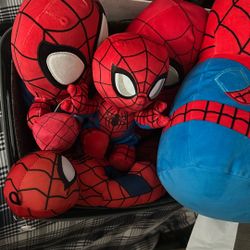 Box Of 5 Spider Man Plushies 