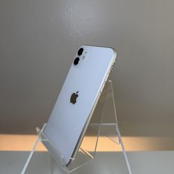 iPhone 11 128GB White AT&T - Great Conditions