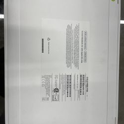 13-inch MacBook Air with Apple M3 chip 256ssd