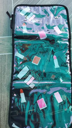 Avon toiletry travel bag