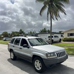 2004 Jeep Grand Cherokee Laredo