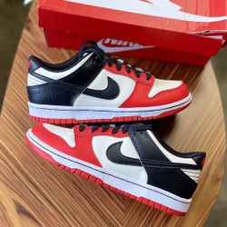 Nike Dunk “Chicago EMB” 6.5Y DS