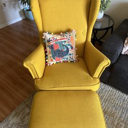 Ikea Strandmon Chair With Ottoman