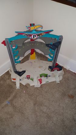 hot wheels parking garage