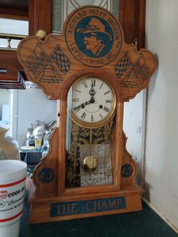 Richard Petty Wind-Up Wood Clock