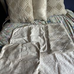 7 NEW- 20 X 20 Pillowcases From Ashley Furniture