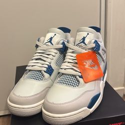 AIR JORDAN 4 RETRO