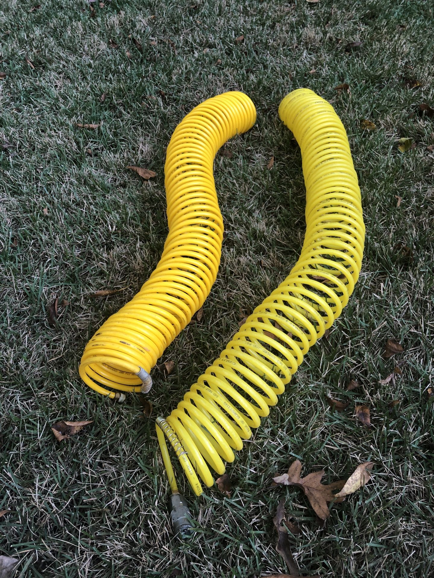 2 air hoses with connectors from a motorhome