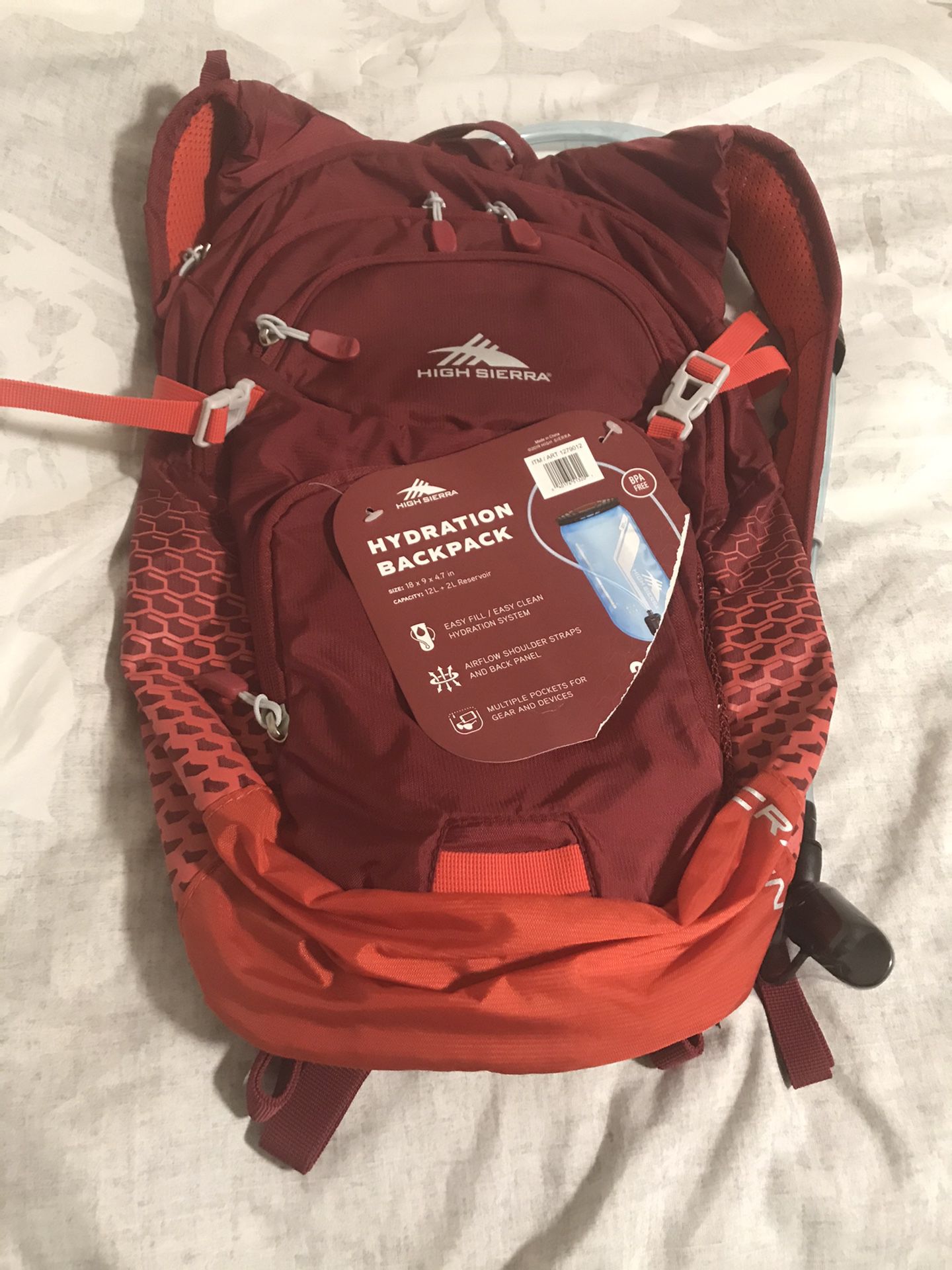 High Sierra hydration back pack brand new never used $20