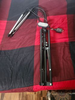 multi-head LED grow light with an adjustable tripod stand,