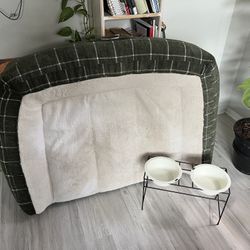 XL Dog Bed & Raised Bowls