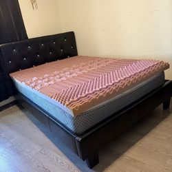 Full Size Bed Black