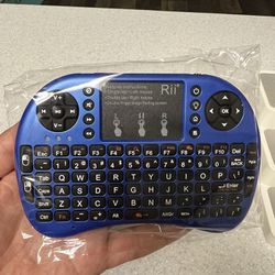 Rii 2.4GHz Mini Wireless Keyboard with Touchpad＆QWERTY Keyboard for TV, most streaming devices.