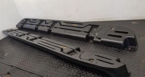 2005 tahoe running boards