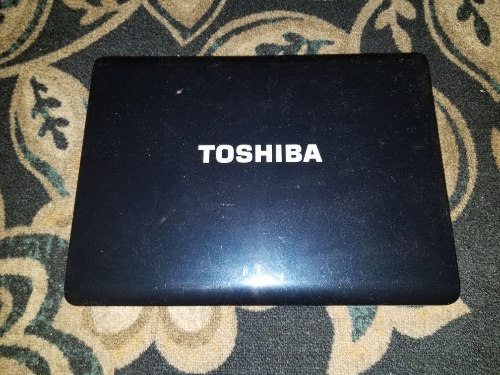 TOSHIBA Laptop