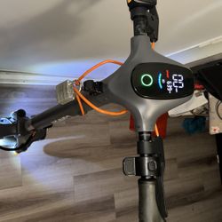 Cunfon RZ800 Electric Scooter 