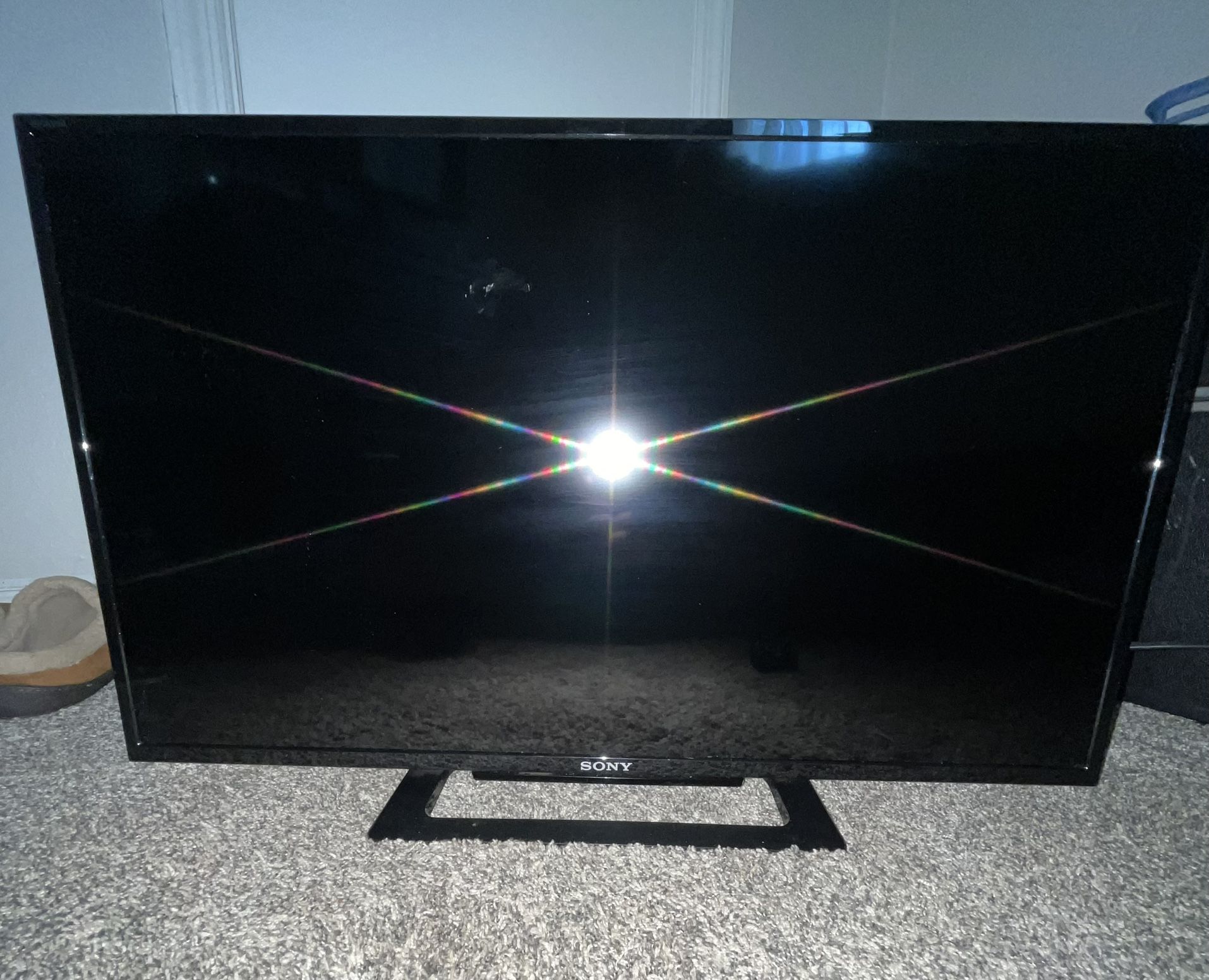 Sony 32” LED TV