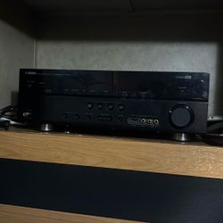 Yamaha Rx-v667 7.2 Channel Natural Sound Home Theater Av HDMI Stereo Receiver 