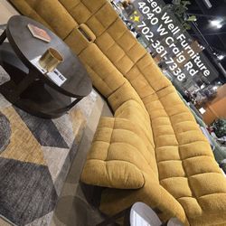 ✨️XL Sectional Sofas✨️ Furniture Queen Bedrooms, Dining Avail