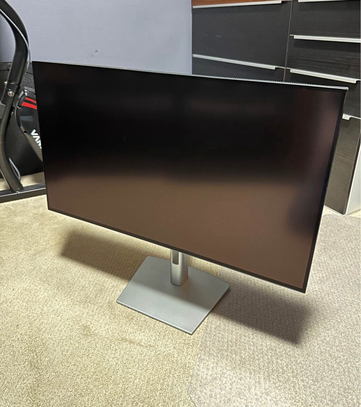 Dell U3225QE 32” 4K HDR 120hz monitor