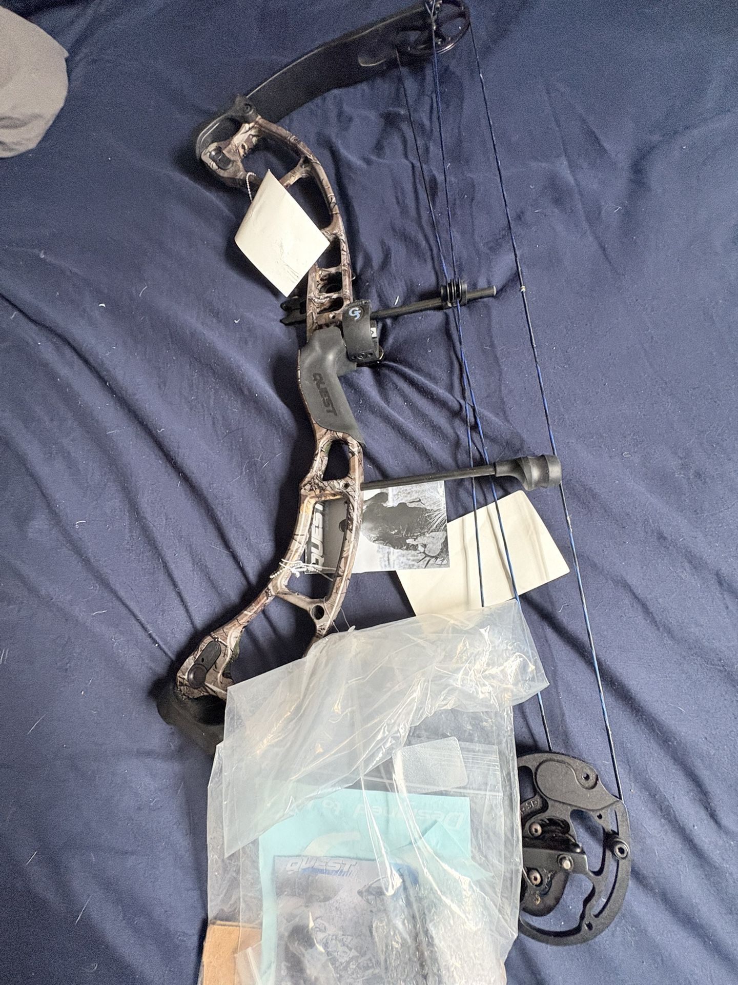 Quest G5 Bow