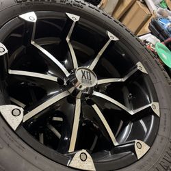 XD779 Wheels With Tires