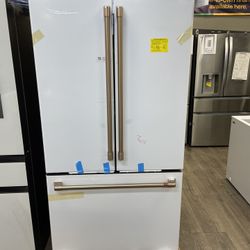 Café Refrigerator (Take It Home In Payments/Llevalo A Casa En Pagos)