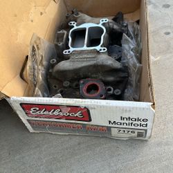 Edelbrock Intake Manifold Dodge 340 360 Chrysler