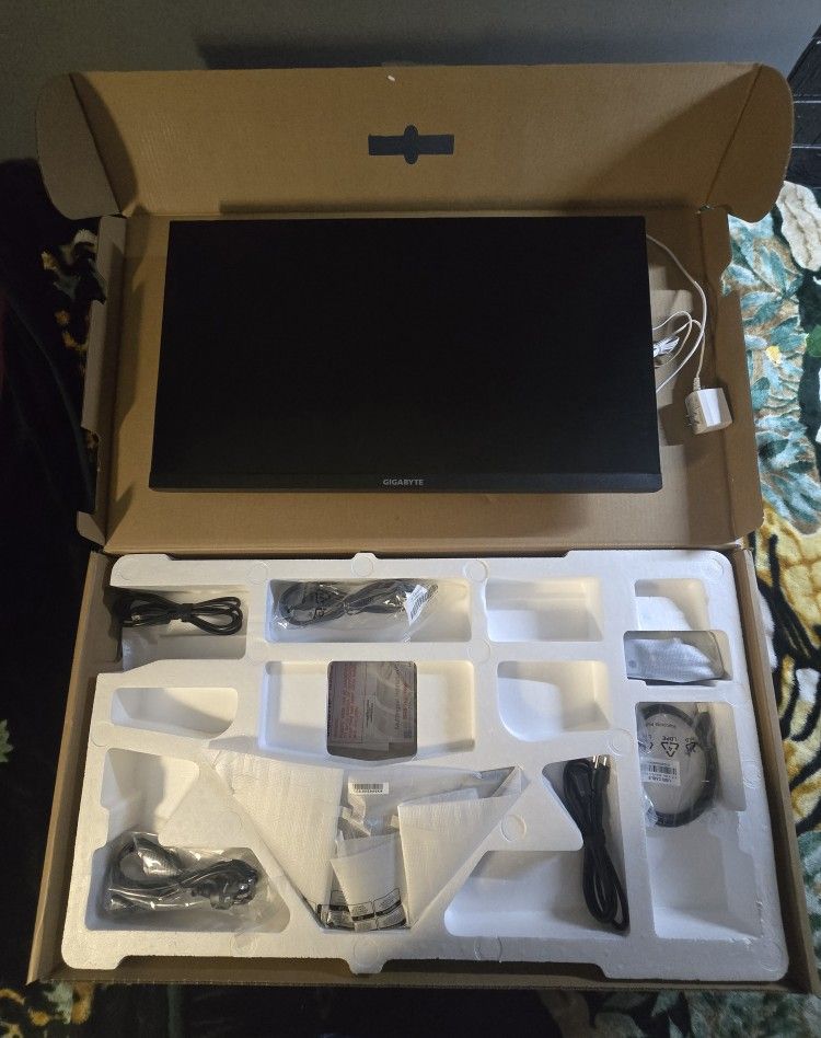 Gigabyte M28U 4K 144Hz Gaming Monitor (near Mint Condition)