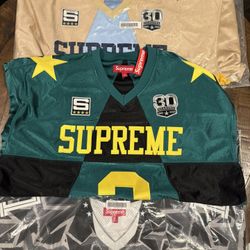 Supreme Stars Football Jersey Green, Gold, Black, Red Sizes M & L