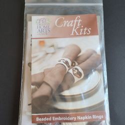 New Creative Home Arts Club Craft Kit Beaded Embroidery Napkin Rings Sew Fabric