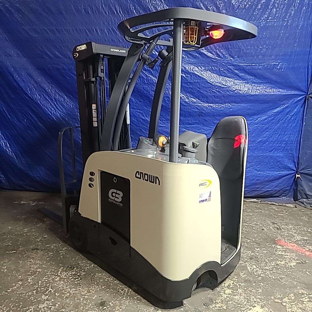 2016 Crown Electric Stand Up Forklift RC5535 30 With New Battery 12