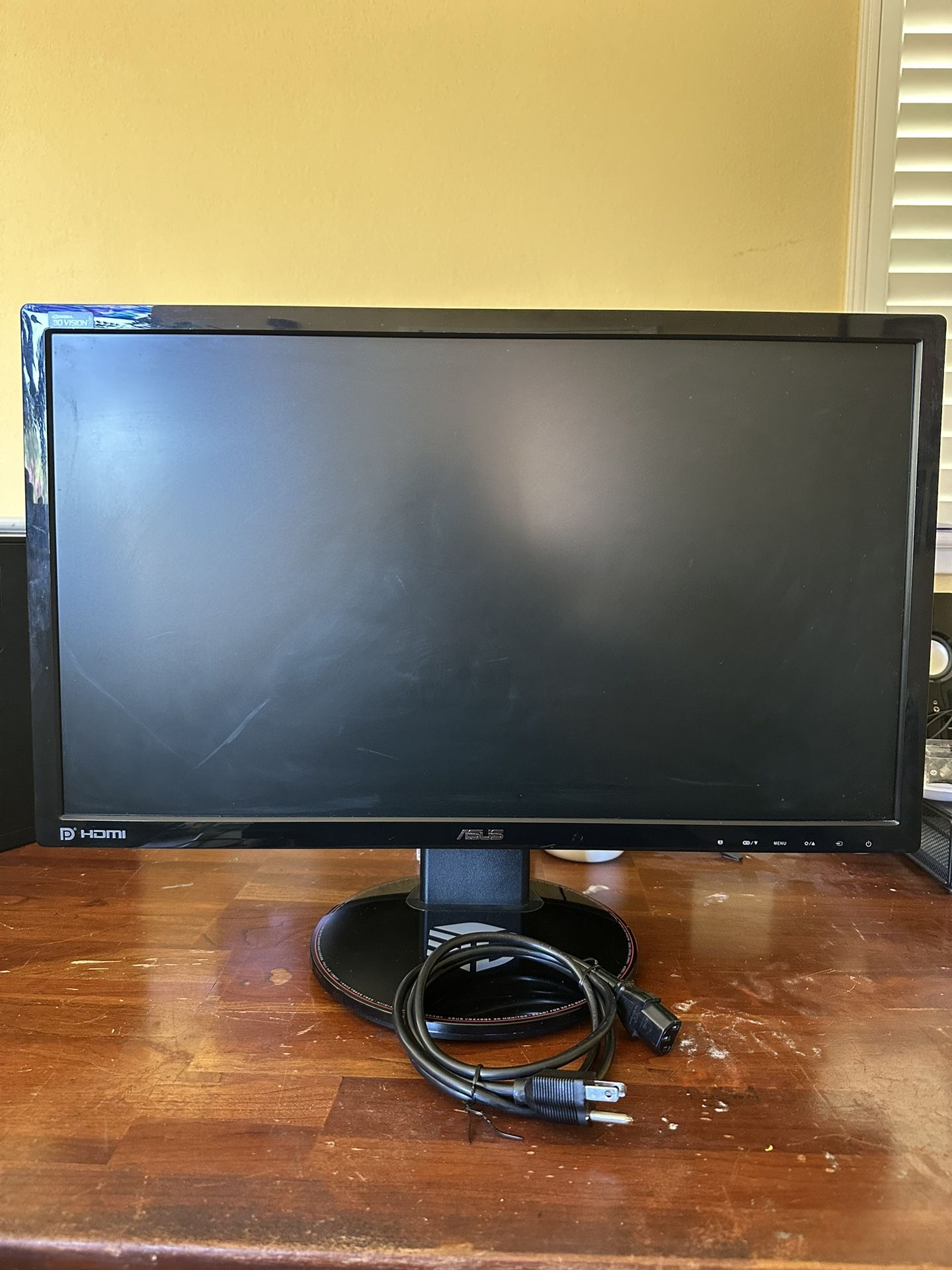 ASUS VG248QE Gaming Monitor -24" FHD (1920x1080) , 1ms, up to 144Hz, 3D Vision Ready