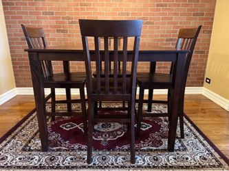 SALE*-SOLID WOOD DINING SET-NO SCRATCHES OR DAMAGES-EXCELLENT CONDITION, LIKE NEW