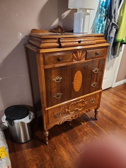 Hardwood Dresser