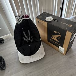 mamaRoo Multi-motion Baby Swing
