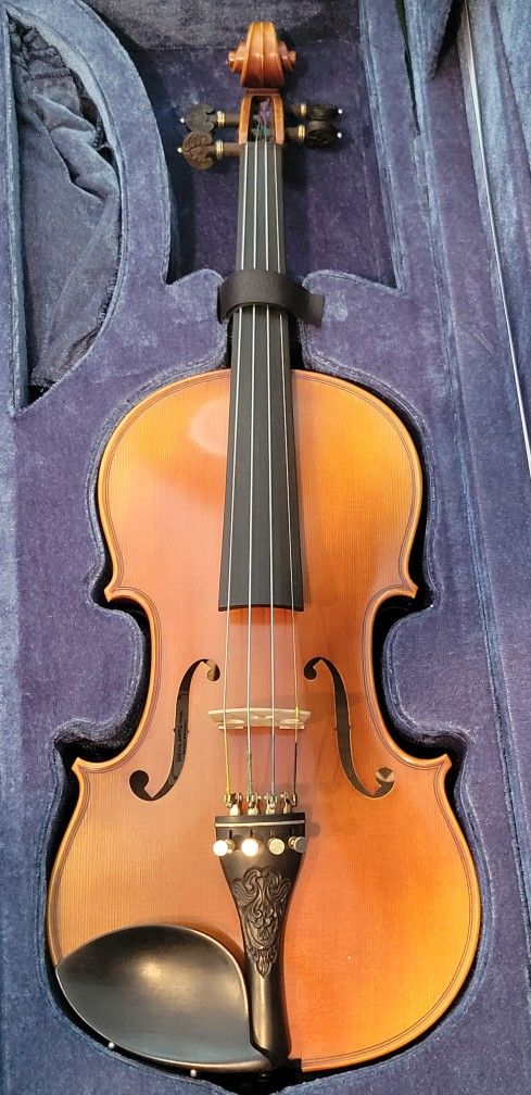 Andre Tellis 4/4 Violin
