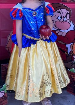 Snow White dress