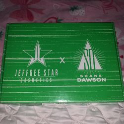 Jefferee Star X Shane Dawson Green Pig Mirror 