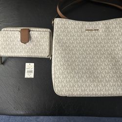 Authentic MK Purse