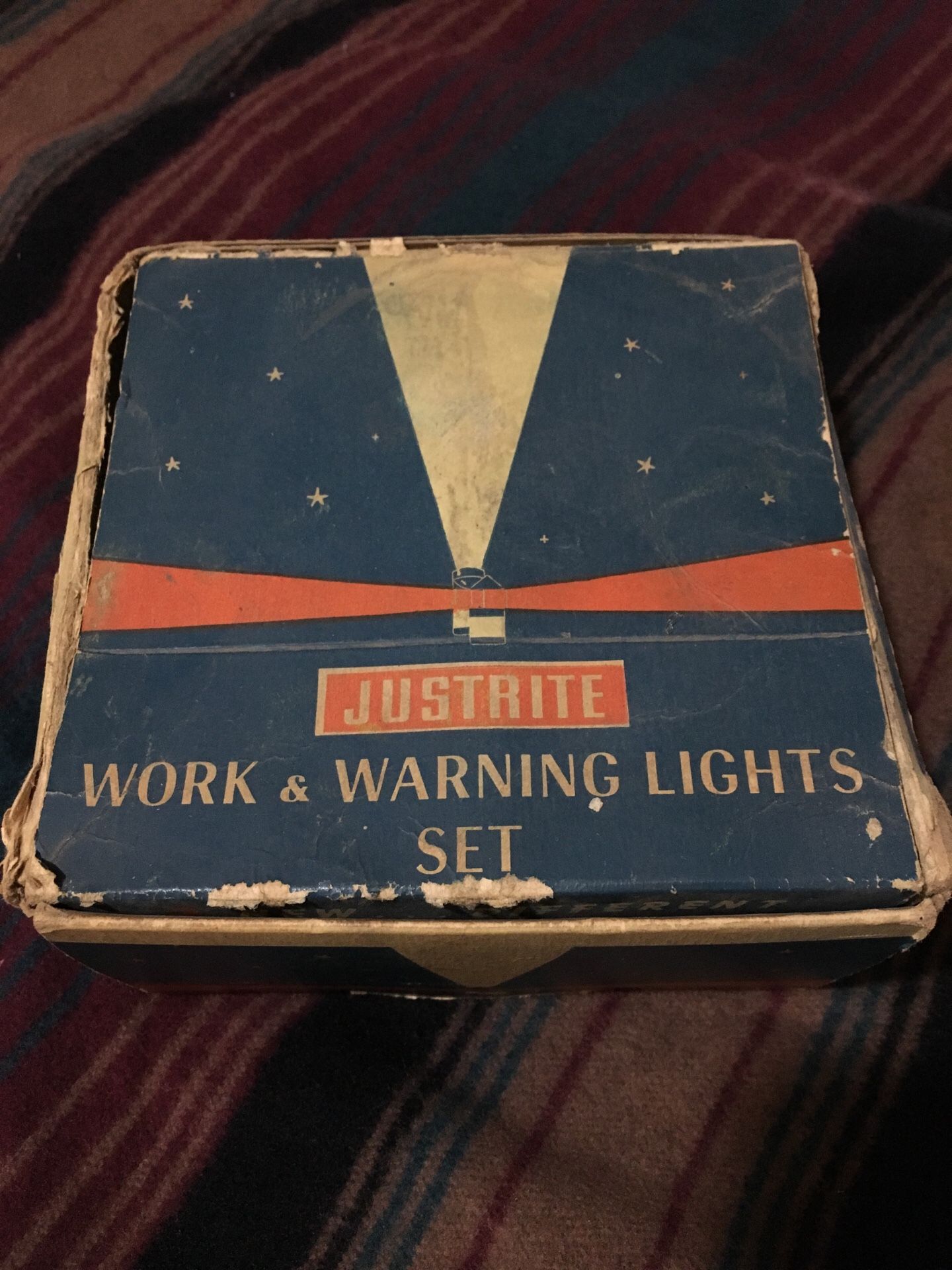 Vintage 1940’s Flashlight set brand new in package