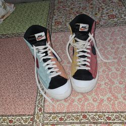 Nike High Top sneakers