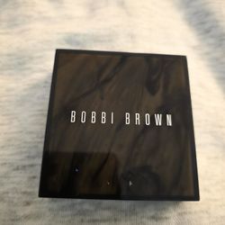 BOBBI BROWN NEW WITHOUT TAG EYE PALLETS. 
