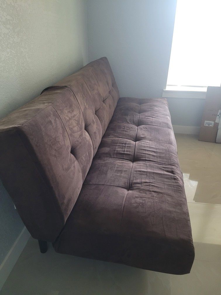 Futon for Sale in Dallas, TX OfferUp