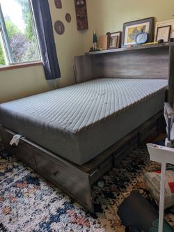 Queen mattress