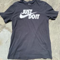 Nike T-shirt