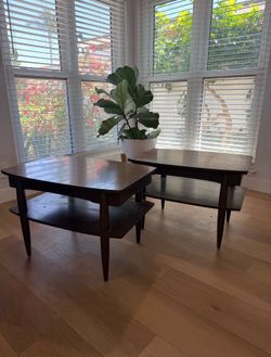 Mid-Century Modern Solid Wood End Tables / Side Tables (Set of 2)