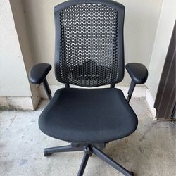 Herman Miller Celle Chair – Durable, High-End Ergonomic Seating