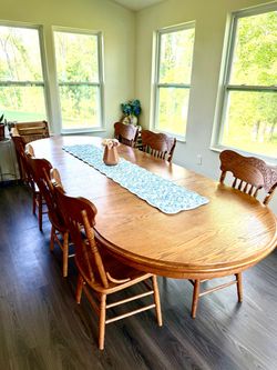 Amish Table Traditional Double Pedestal Extension Table and 6 Chairs