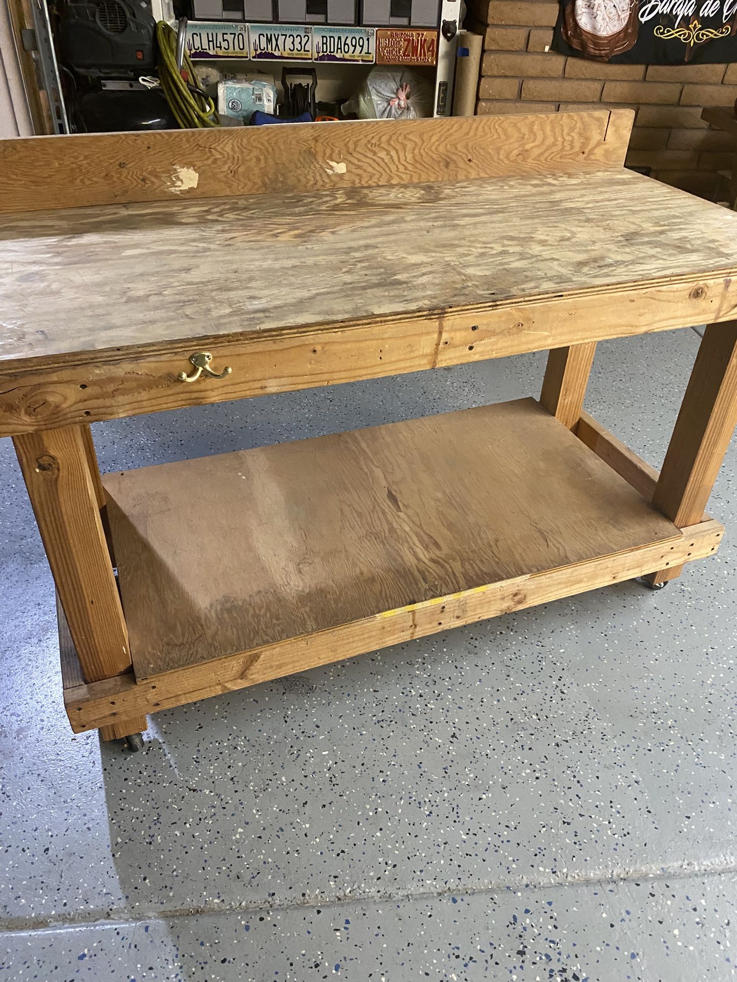 WORK BENCH